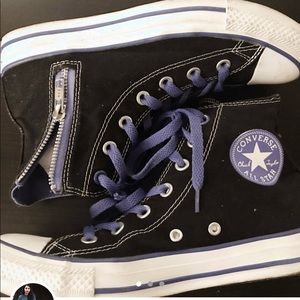 All Star Converse High tips with zipper on side